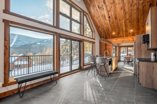 Mountain chalet with a hot tub | Promontoire-29