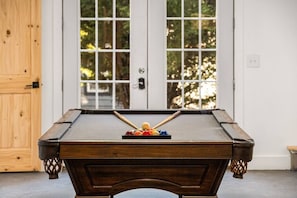 Spielezimmer