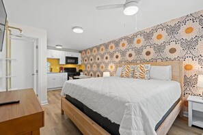 Iron/ironing board, WiFi, bed sheets - TreeHouse Lodge, Walk to Beach, Pet-Friendly 303 (North Myrtle Beach)