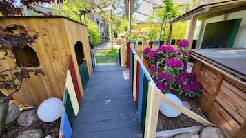 Enceinte de lâhĂ©bergement