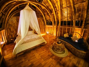 1 dormitori, wifi i roba de llit