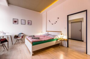 1 bedroom, iron/ironing board, WiFi, bed sheets