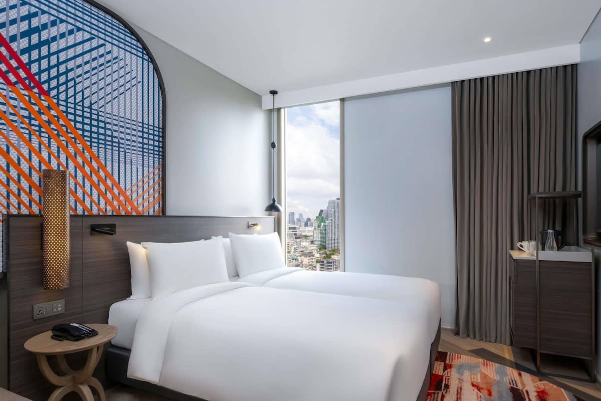 Chambre classique, 2 lits jumeaux | Bureau, espace de travail pour ordinateurs portables