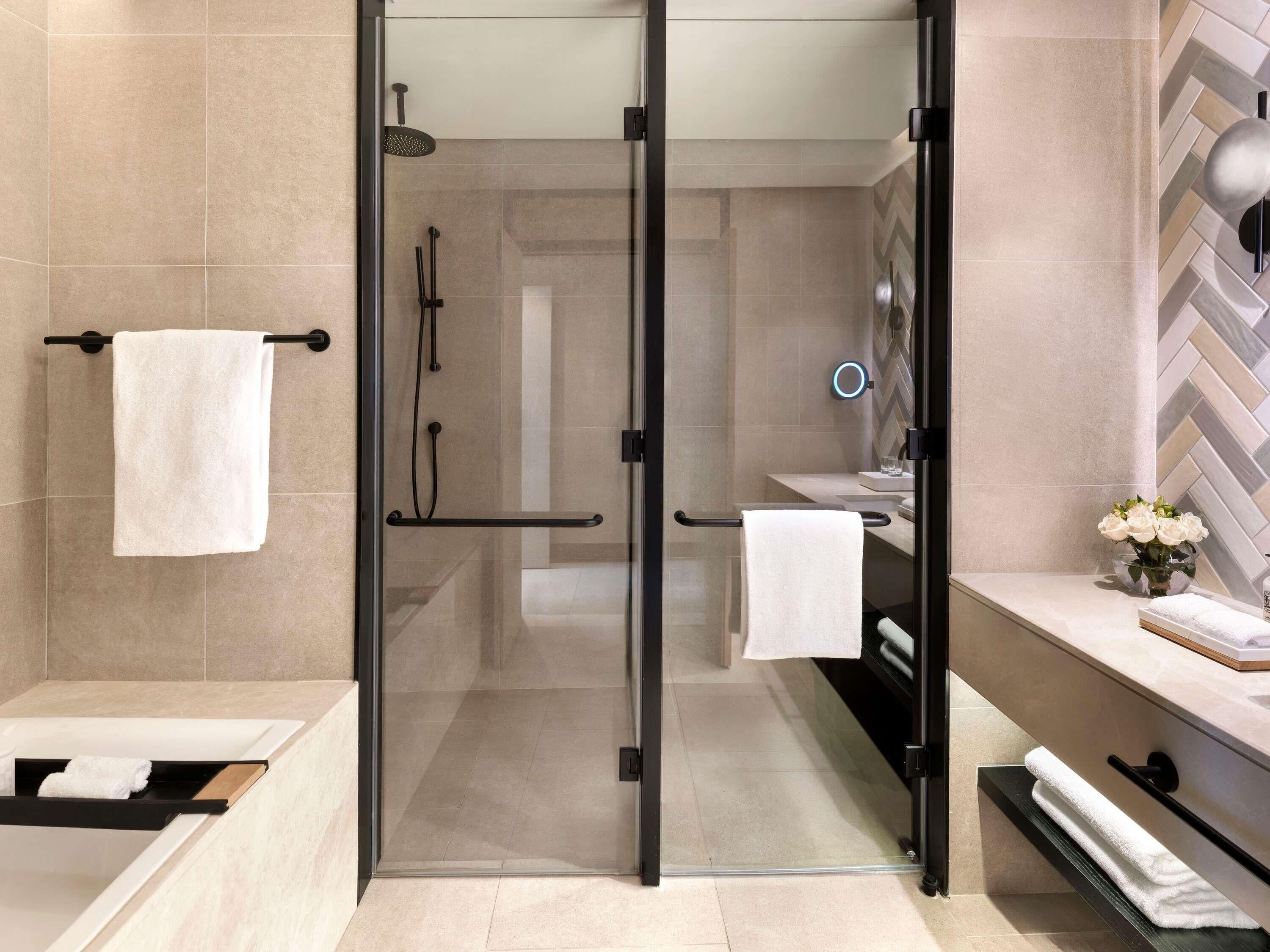  Signature One Bedroom Suite, Private Pool, Garden View, Club Benefits