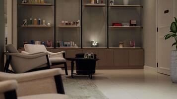 Couples treatment rooms, sauna, steam room, body treatments