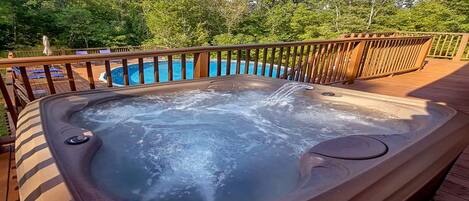 Bain à remous extérieur