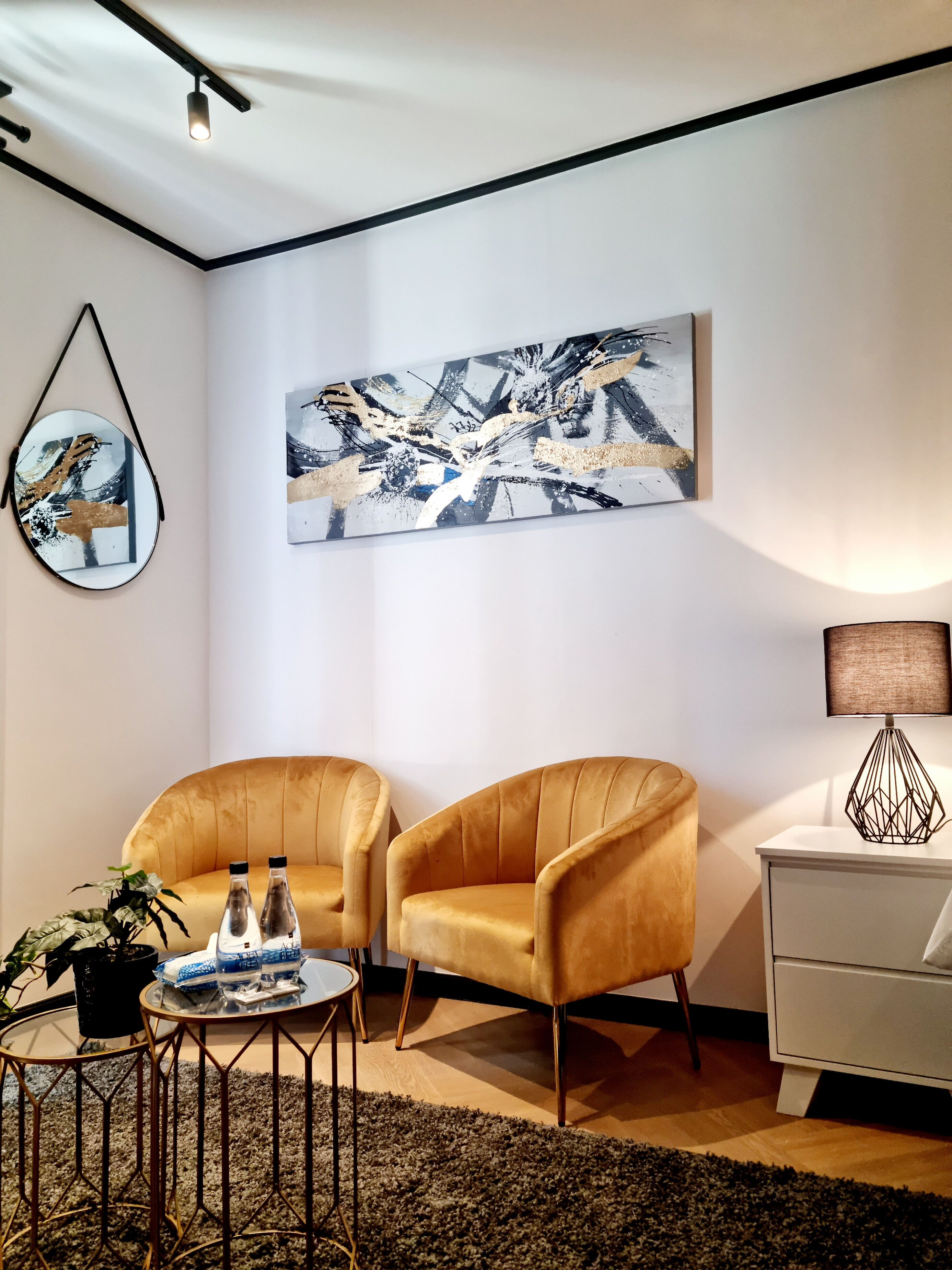 Standard Apartment, 1 Double Bed, Non Smoking | Living area