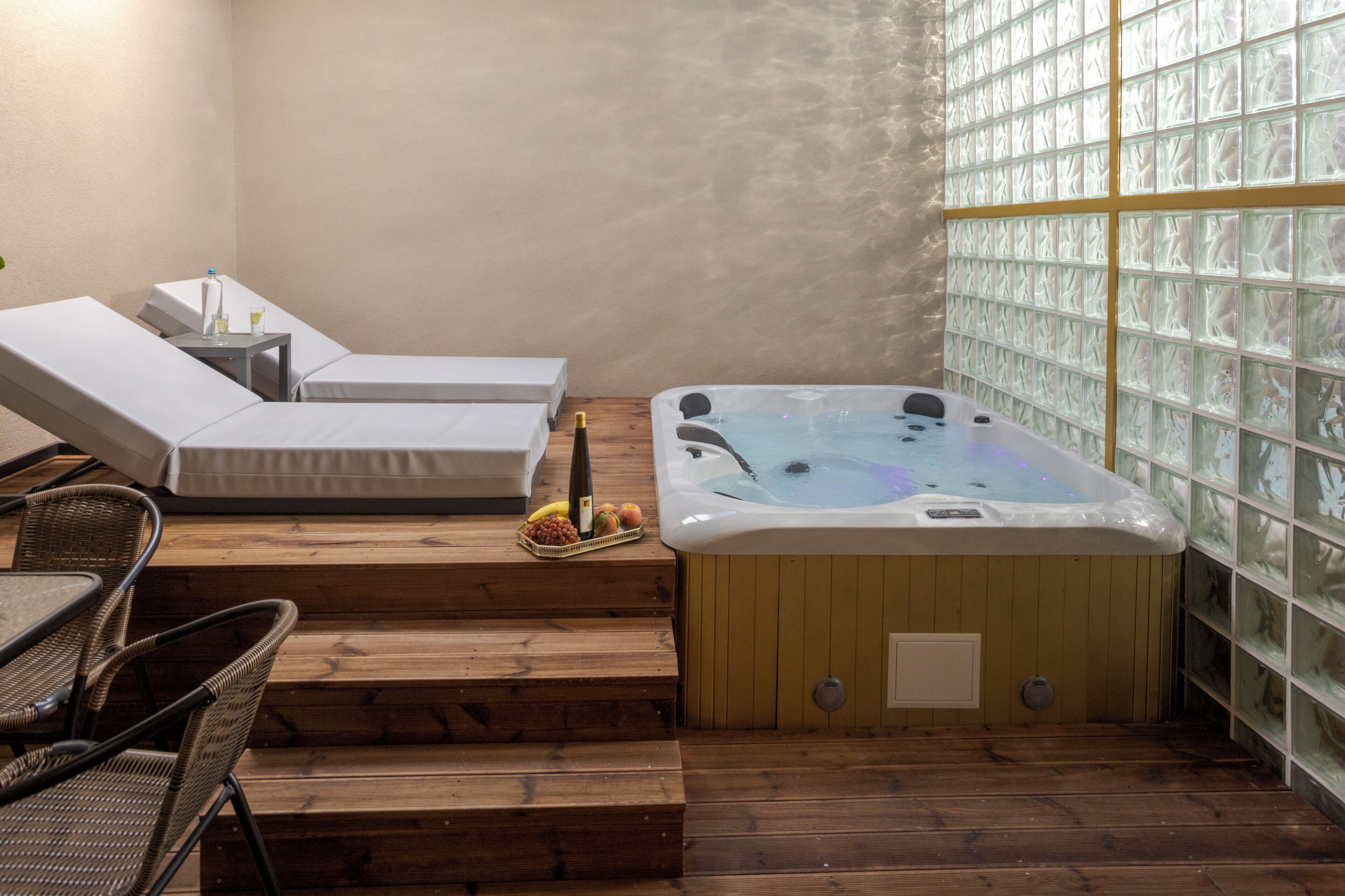 Photo - Royal Gold City Suites by Omilos Hotels
