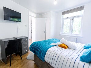 3 chambres, Wi-Fi gratuit, draps fournis