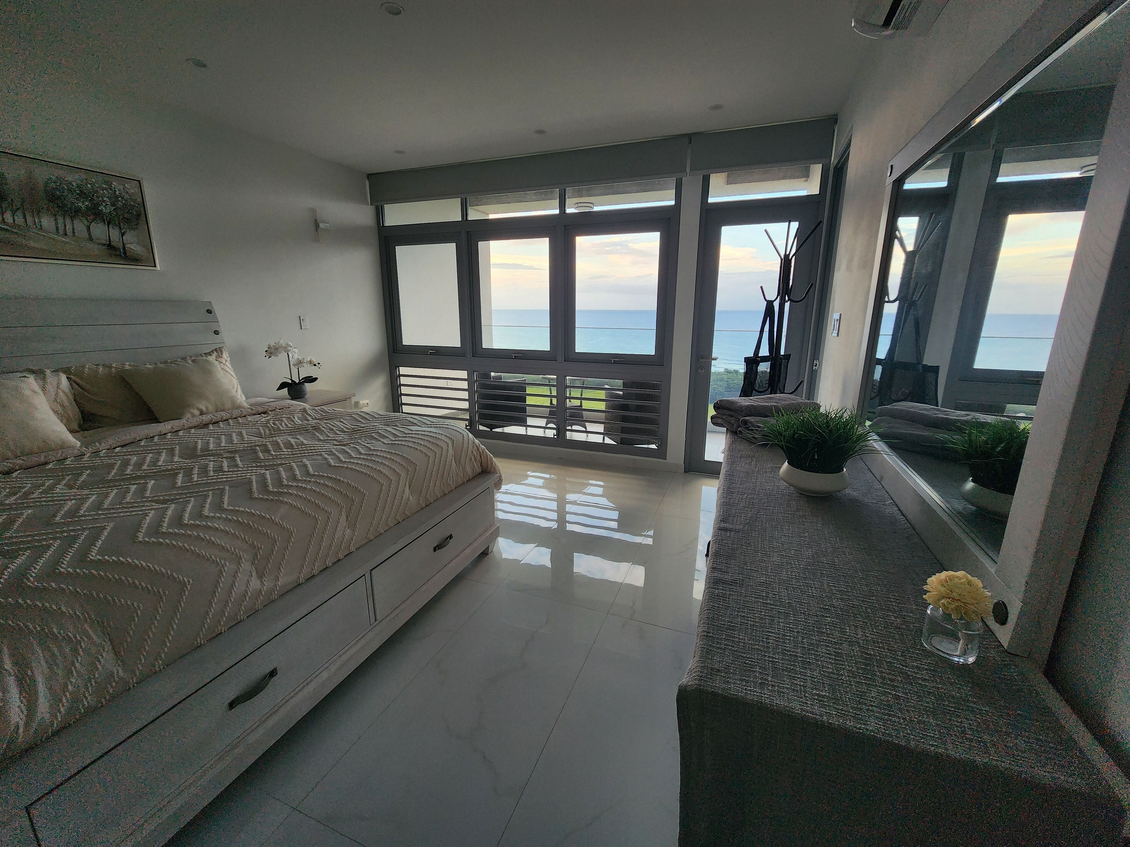 4 Schlafzimmer, Bügeleisen/Bügelbrett, kostenloses WLAN, Bettwäsche