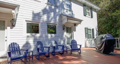 Thistle Cottage–Historic Annie Oakley Home in the Heart of Downtown Pinehurst