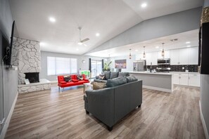 TV, fireplace, stereo