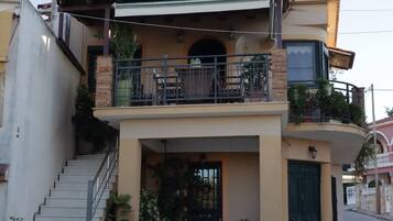 Apartment, 1 Schlafzimmer, Terrasse, Meerblick | Außenbereich