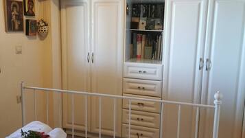 Apartment, 1 Bedroom, Terrace, Ocean View | 2 bedrooms