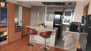 Fridge, microwave, oven, stovetop - Viva la Playa!! (EMPURIABRAVA)