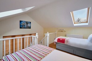 1 chambre, fer et planche à repasser, accès au Wi-Fi (inclus)