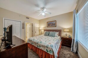 1 chambre, fer et planche Ă repasser, Wi-Fi gratuit, draps fournis