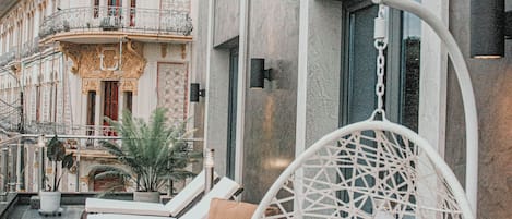 Suite Presidencial Tradicional con vista al río y terraza (1 cama king) | Terrace/patio