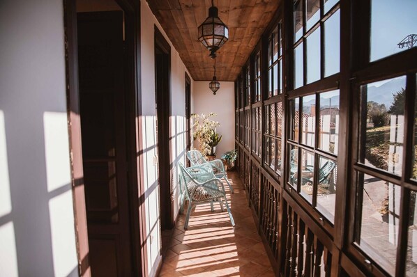 Terrace/patio - Cuelebre. Rural Apartment. 900 m from Poo beach (Llanes)