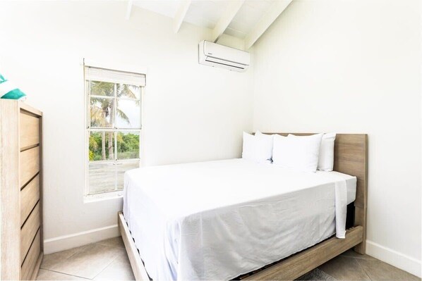 1 chambre, fer et planche à repasser, accès au Wi-Fi (inclus)