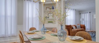 Huge Downtown 4bd/2 Bath Home!