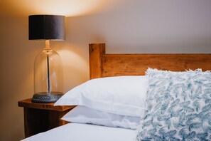 2 bedrooms