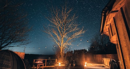 Cynefin Roundhouse - A luxury cabin exclusive for couples with hot tub.