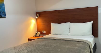 Fortune Hotel