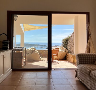 DOMUS SUN: Sea and Sardinian Relaxation!