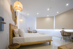 Hypo-allergenic bedding, in-room safe, desk, laptop workspace - White Corner (Thessaloniki)