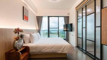 Comfort Villa | Premium bedding, individually decorated, individually furnished