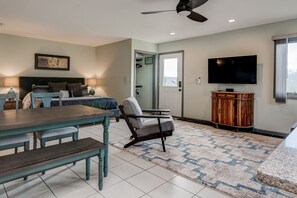 Iron/ironing board, travel crib, WiFi, bed sheets