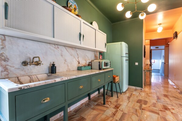 Interior - Great Suite city view At Downtown Alegria Guest House (Tavira)