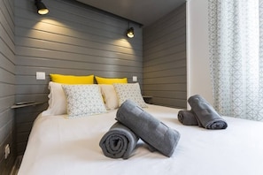 1 bedroom, iron/ironing board, travel crib, WiFi