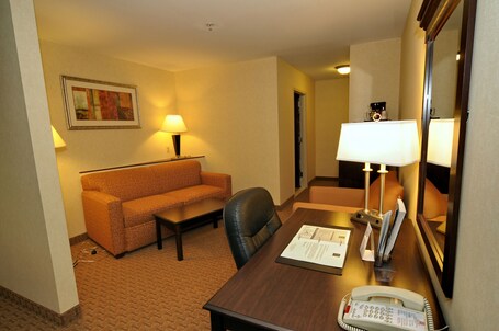 TAPA HOTEL - Image 27