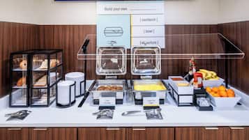 Free daily continental breakfast