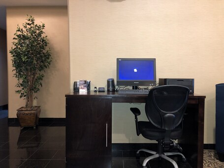 TAPA HOTEL - Image 25