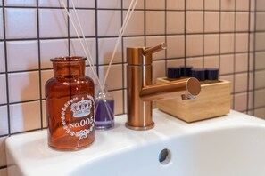 Badezimmerausstattung
