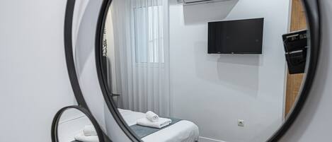 1 soverom, strykejern/-brett, wi-fi (inkludert) og sengetøy