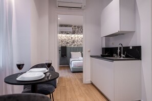 Dining - Kriel Suites by LIV Homes 101 (Athens)