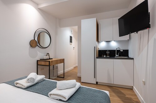 Kriel Suites by LIV Homes 103