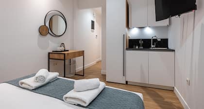 Kriel Suites by LIV Homes 103