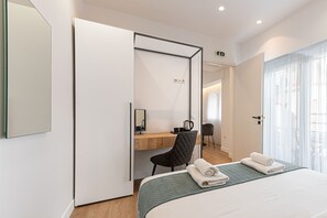 Zimmersafe, Bügeleisen/Bügelbrett, kostenloses WLAN, Bettwäsche