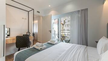 1 bedroom, in-room safe, iron/ironing board, free WiFi
