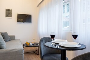 Imagen sin descripción, 5 de 9, botón