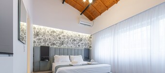 Kriel Suites by LIV Homes 302