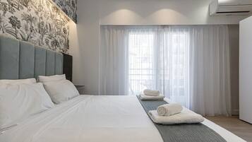 1 bedroom, in-room safe, iron/ironing board, free WiFi
