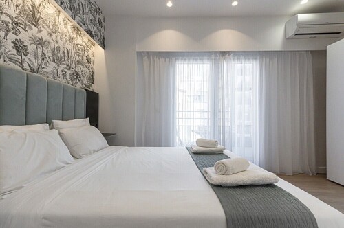 Kriel Suites by LIV Homes 202