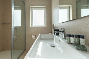 Uklassifisert bilde, 5 av 6, knapp