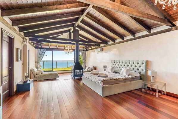 6 habitaciones, wifi y ropa de cama 